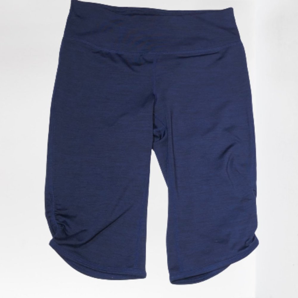 GAIAM knee length leggings